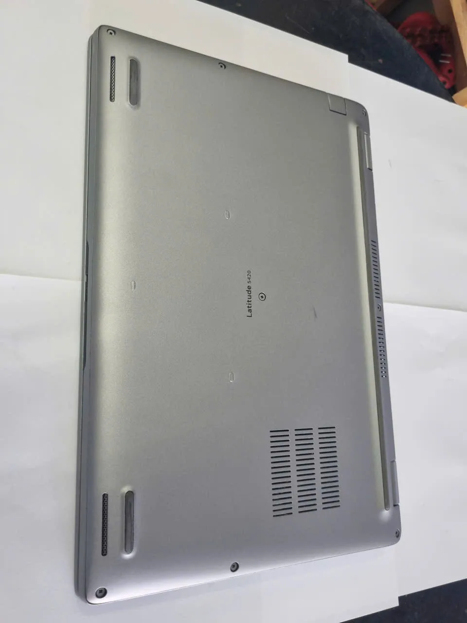 Dell Latitude 5420 i5-1145G7;  8GB; SSD 256GB; 14 inch FHD