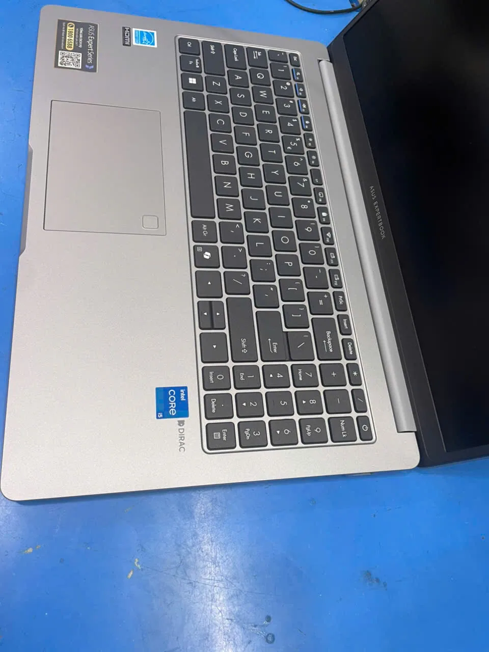 Asus P1503CVA-i508-50W i5-13420H/8GB/512GB SSD/UMA/15.6"" FHD/ax+BT/FP/McAfee/Win 11 Home/Xám"